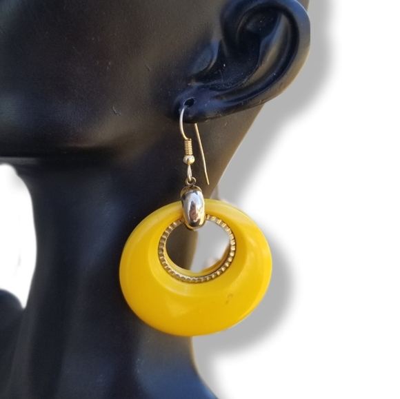1930s ART DECO BUTTERSCOTCH BAKELITE HOOP DROP EARRINGS - Picture 2 of 6